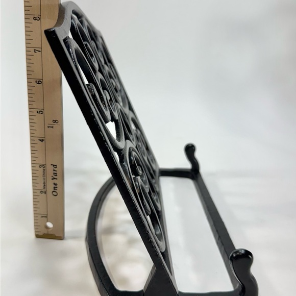 Cast Iron Cookbook Stand Recipe Book Holder Heavy Black Metal Decorative Scroll - Picture 5 of 7